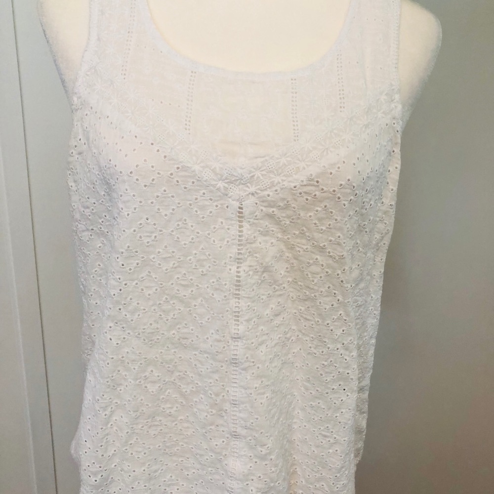 Sleeveless top